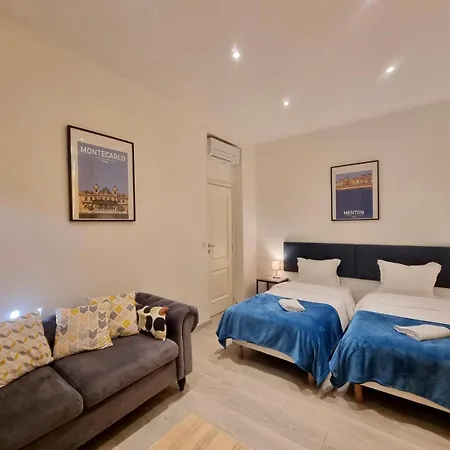 Brigitte Monaco Parking Et Terasse Beausoleil