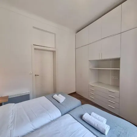 Brigitte Monaco Parking Et Terasse * Beausoleil