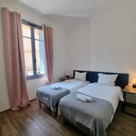 Brigitte Monaco Parking Et Terasse Beausoleil